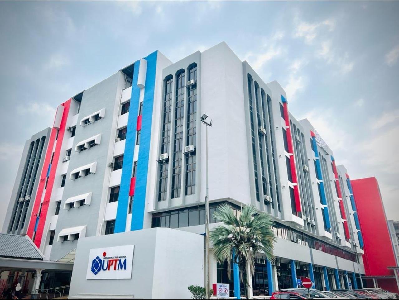 Universiti Poly-Tech Malaysia (UPTM) 